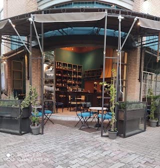 LE BEBE BONI BISTROT company avatar