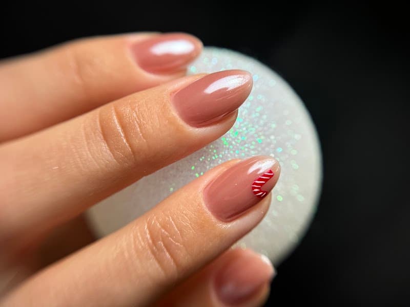 Emerald NAILS&BEAUTY SALON company avatar