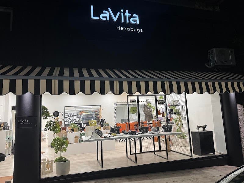 Lavitahandbags company avatar