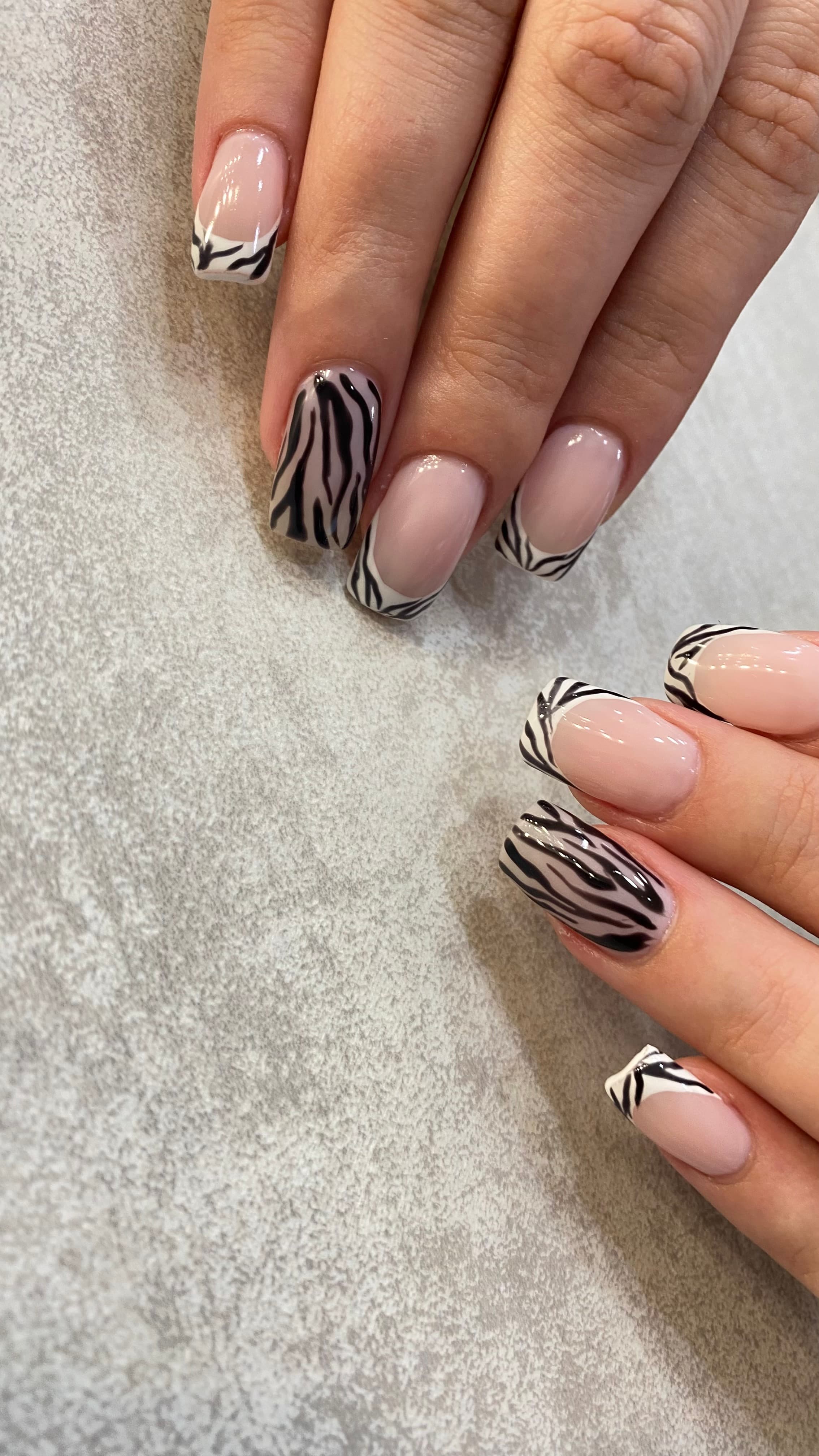 Queen Nails company avatar